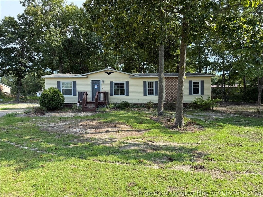 583 Participle Drive, Hope Mills, NC 28348 Main Photo