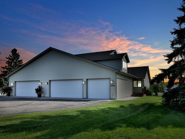 13031 Mulligan Court, Lindstrom, MN 55045