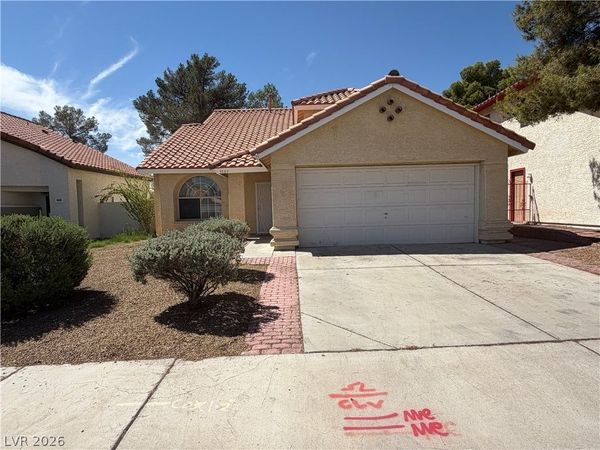 9509 Swan Bay Drive, Las Vegas, NV 89117