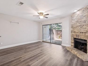 5840 Spring Valley Road, Unit 803, Dallas, TX 75254