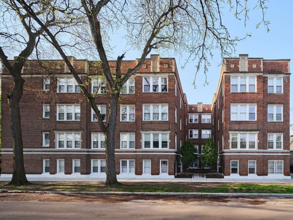 3745 W Argyle Street , Unit 1, Chicago, IL 60625