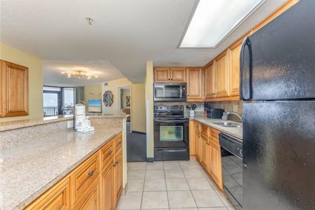 123 Ocean Blvd. Photo 24