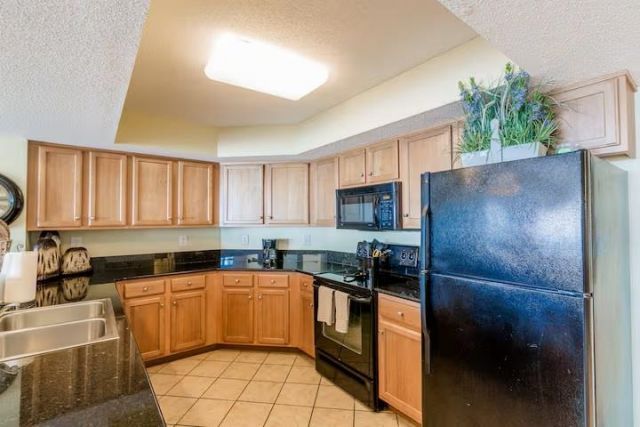 123 Ocean Blvd. Photo 57