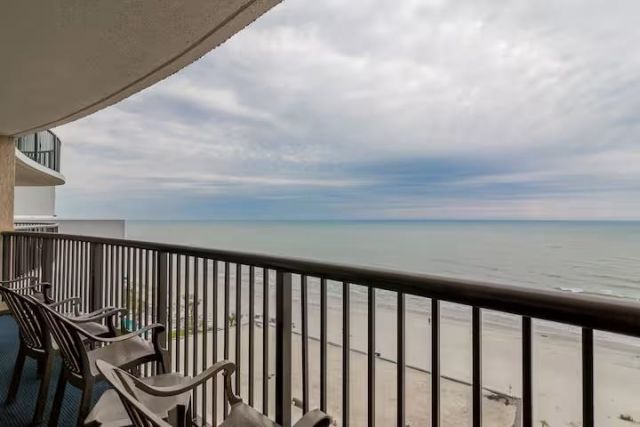 123 Ocean Blvd. Photo 63