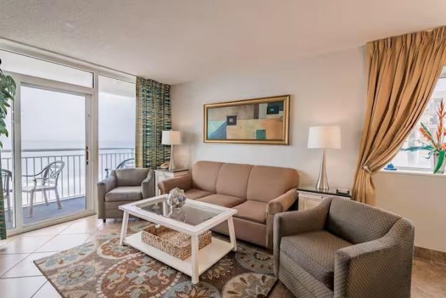 123 Ocean Blvd. Photo 96