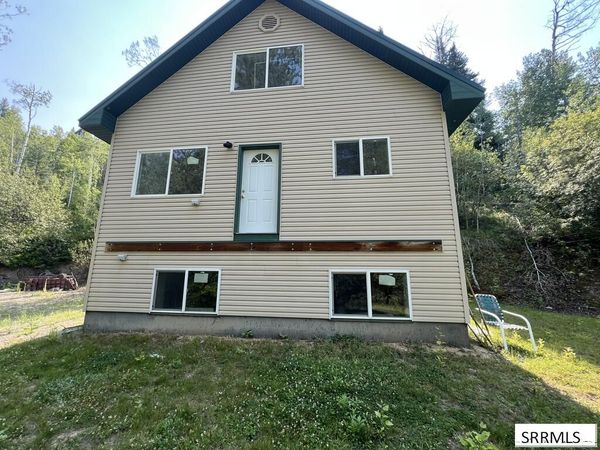 154 Lakeview Drive, IRWIN, ID 83428