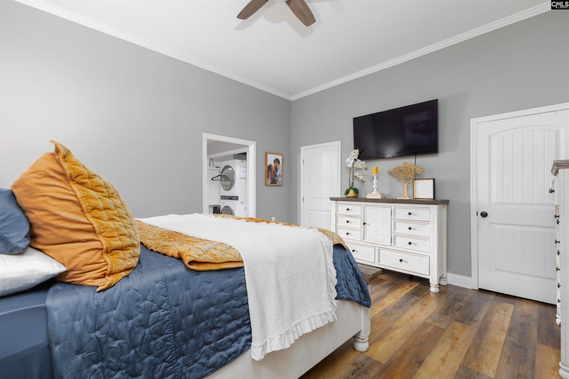 530 Fort Street Photo 24