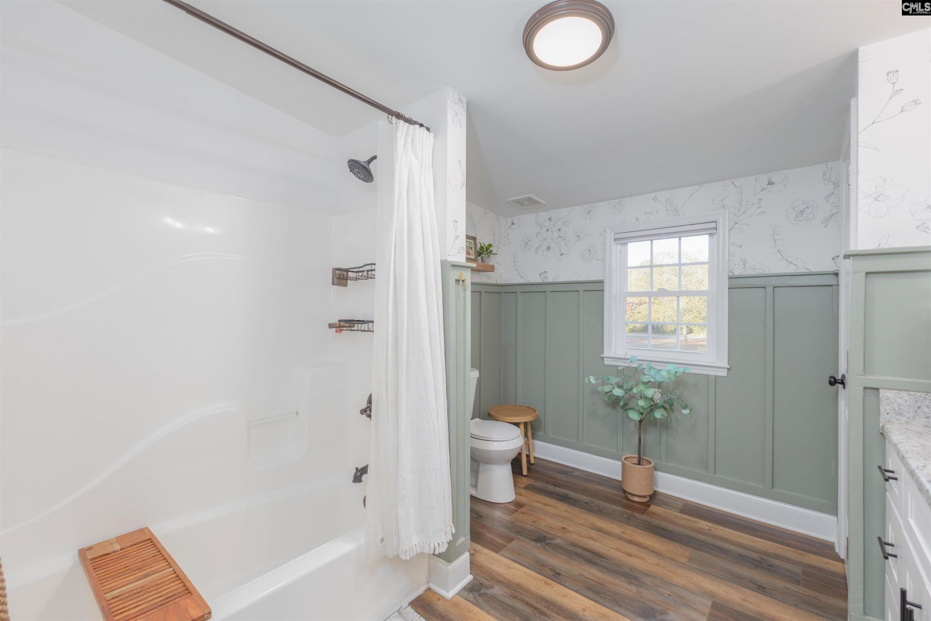 530 Fort Street Photo 34