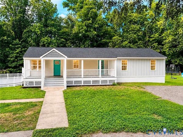 2702 Normandale Avenue , Chester, VA 23237