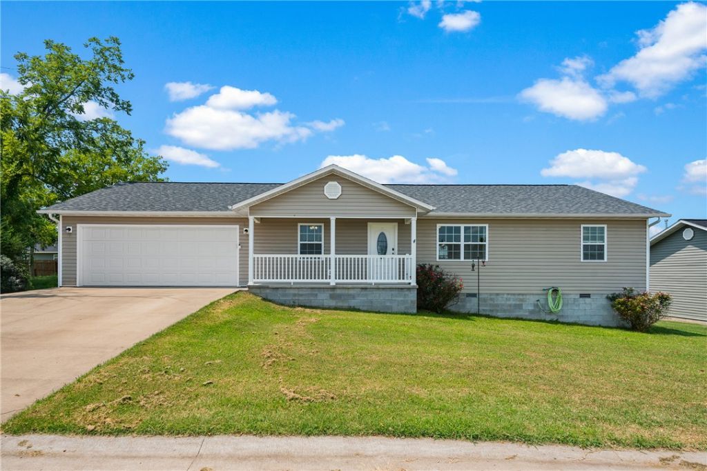 106 Matty Lane, Berryville, AR 72616 Main Photo