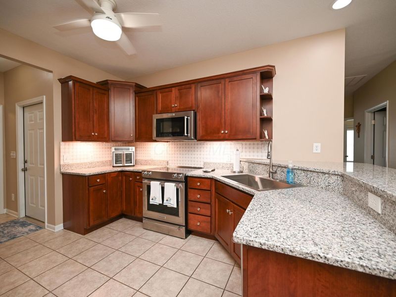 667 Albany Way, Marion, OH 43302 Photo 14