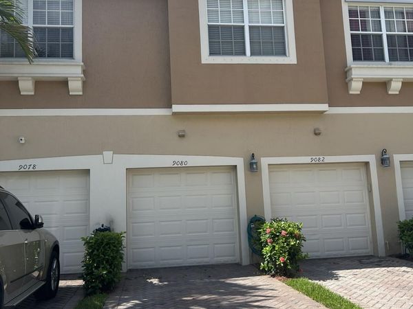 9080 Preston Place, Unit 17204, Tamarac, FL 33321