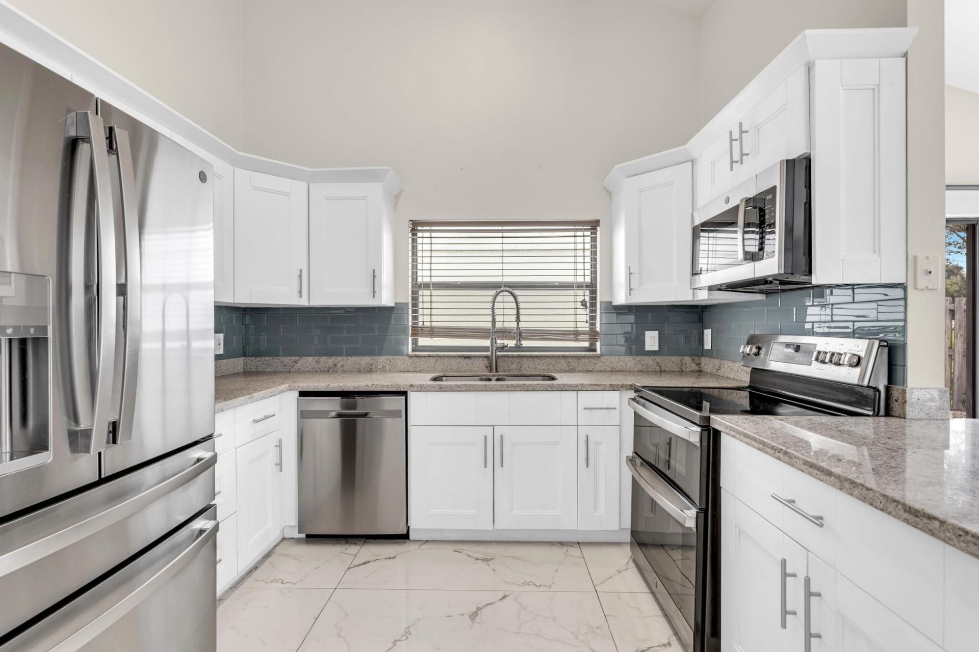 23 Baytree Circle, Boynton Beach, FL 33436 Photo