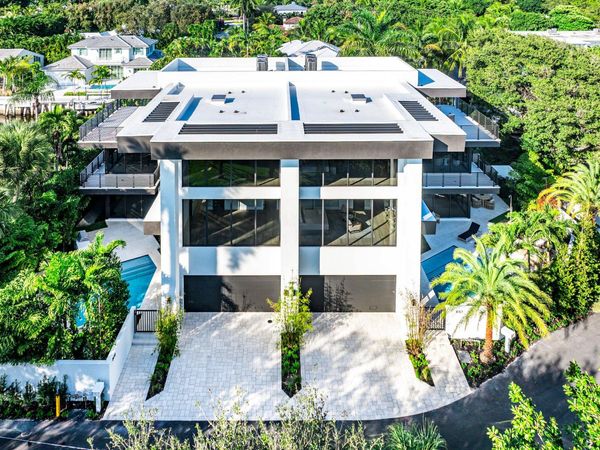 810 Andrews Avenue, Delray Beach, FL 33483