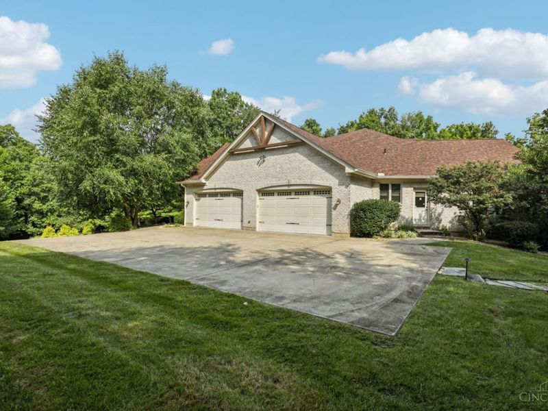 1100 Bridle Ridge Lane, Ohio Township, OH 45157 Photo 8