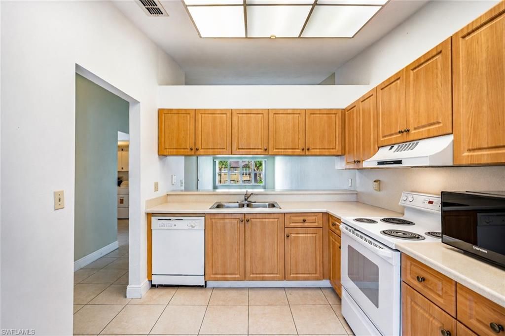 4230 Jack Frost Ct, Unit 4402, Naples, FL 34112 Photo