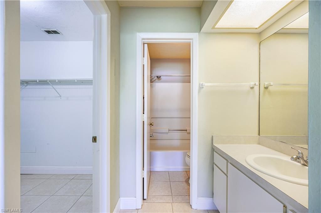 4230 Jack Frost Ct, Unit 4402, Naples, FL 34112 Photo