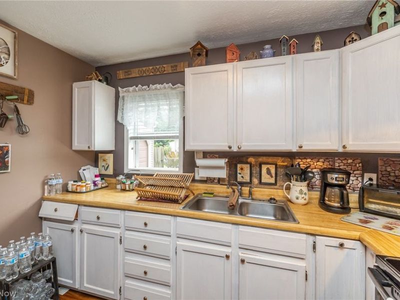 4433 Howard Drive , Vermilion, OH 44089 Photo 16
