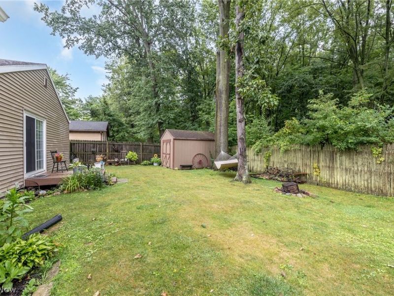 4433 Howard Drive , Vermilion, OH 44089 Photo 6