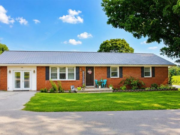 226 Lawson Street , Smiths Grove, KY 42171