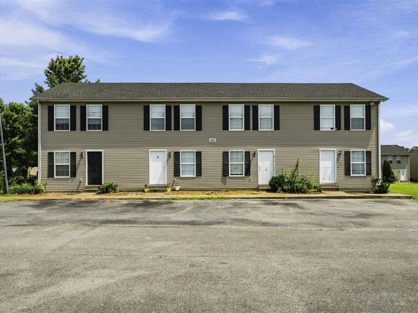 326 Kenlee Circle , Bowling Green, KY 42101