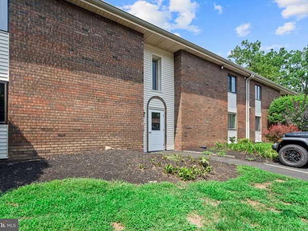 27 HATTERS COURT, Unit 27, HATBORO, PA 19040