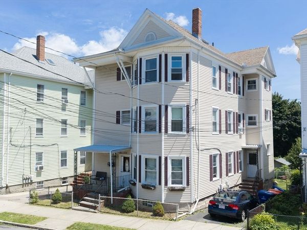 618 Summer St, New Bedford, MA 02746