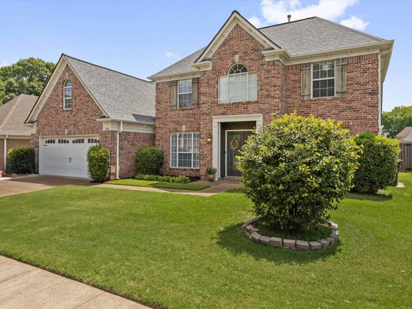 1308 RIVER RIDGE DR, Collierville, TN 38017