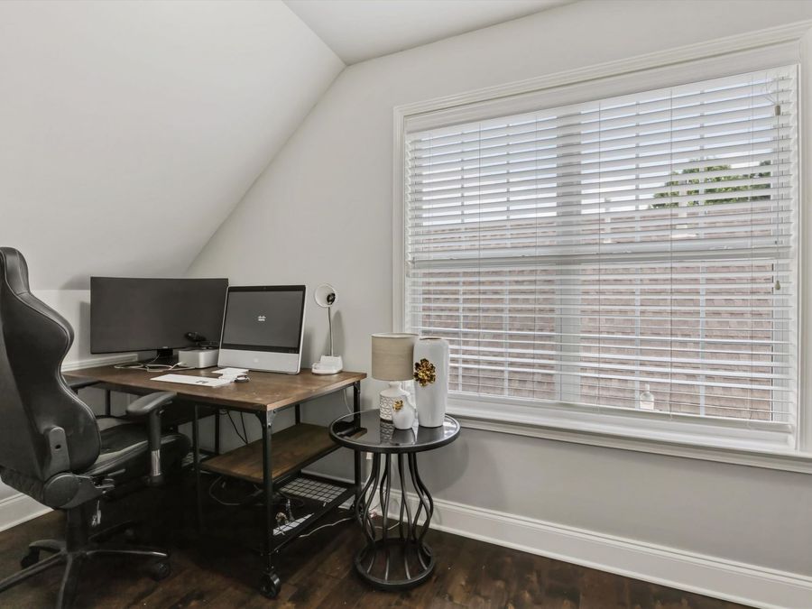 Property Image 27