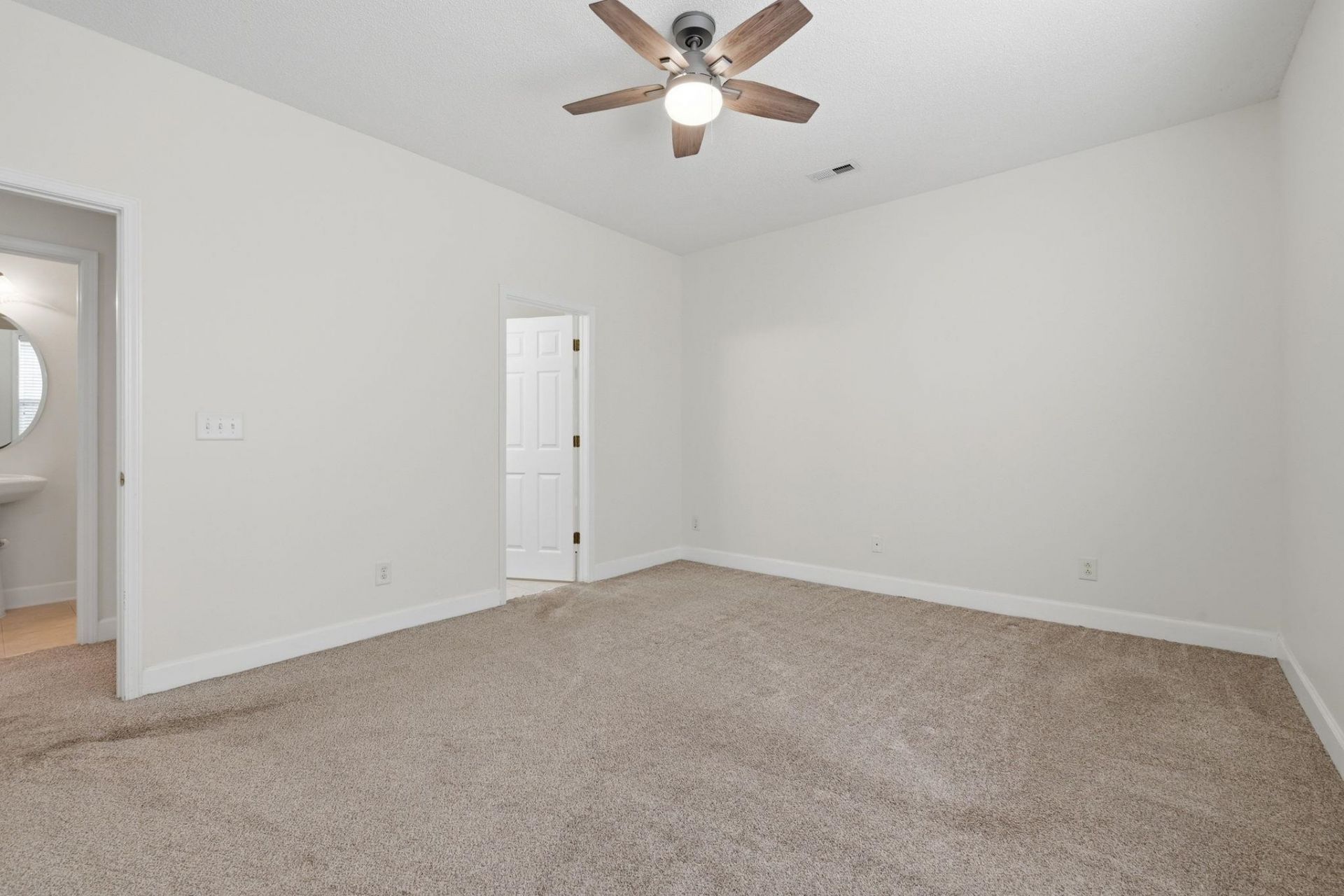 123 Coldstream Cove Loop Photo 21