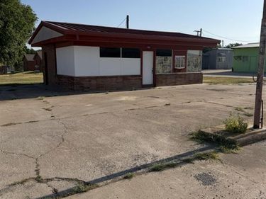 507 W H Ave, Cache, OK 73527
