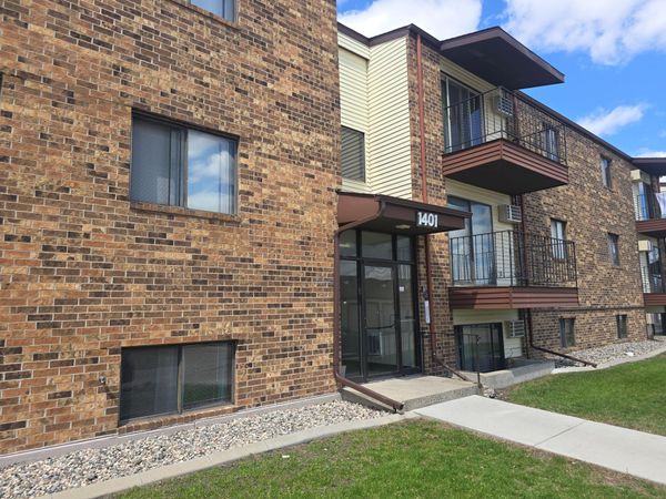 1401 27th Avenue S, Fargo, ND 58103