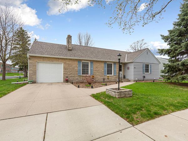 302 W Douglas Street, Arlington, MN 55307
