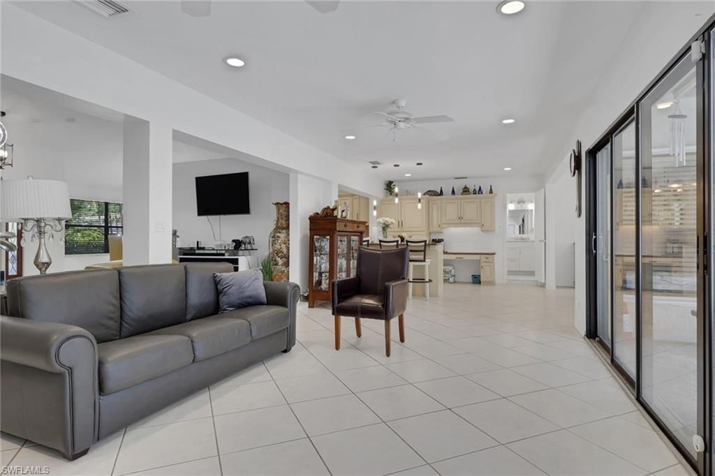 3036 Round Table Ln , Naples, FL 34112 Photo