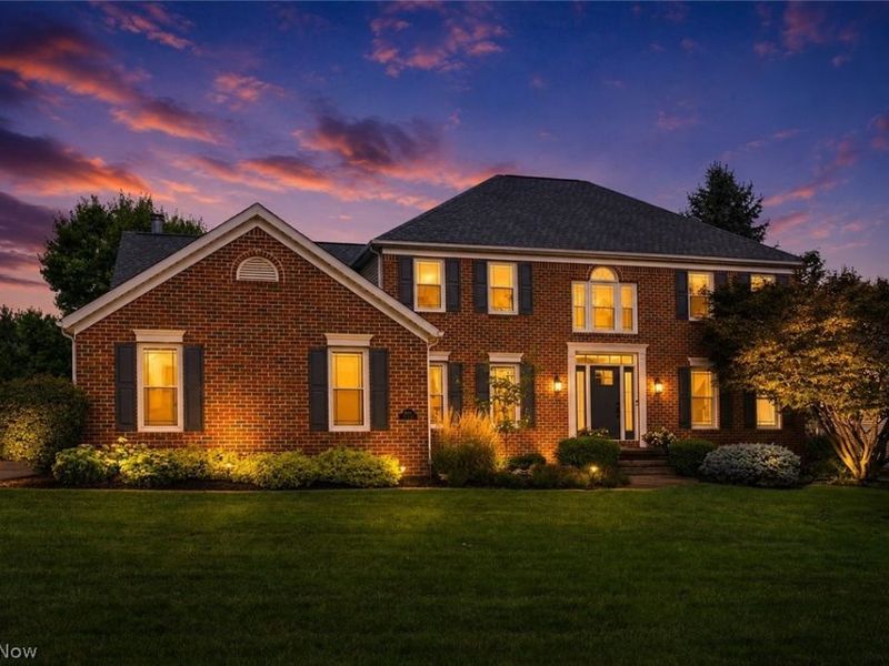 6633 Olde Stone Circle NE, Canton, OH 44721 Photo 2