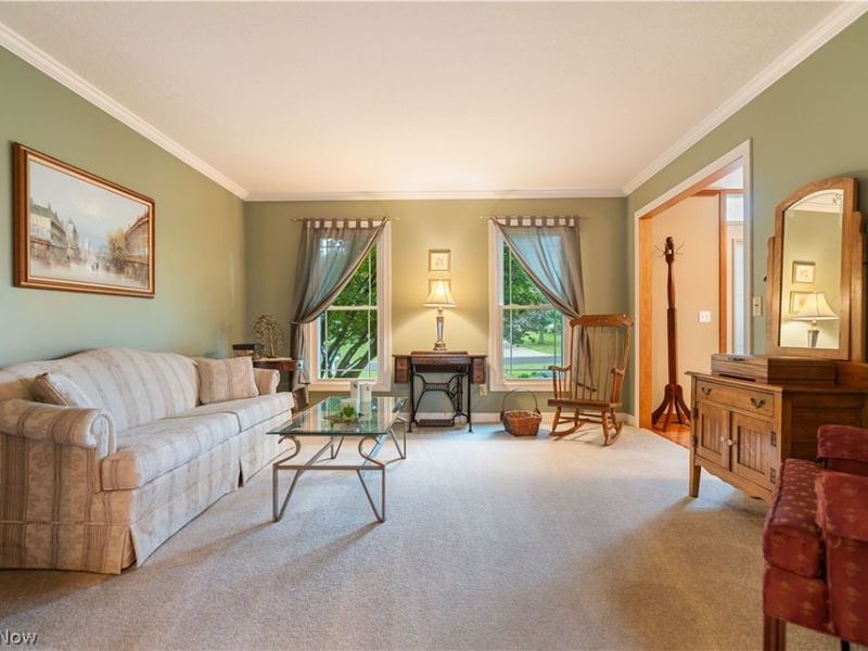 6633 Olde Stone Circle NE, Canton, OH 44721 Photo 20