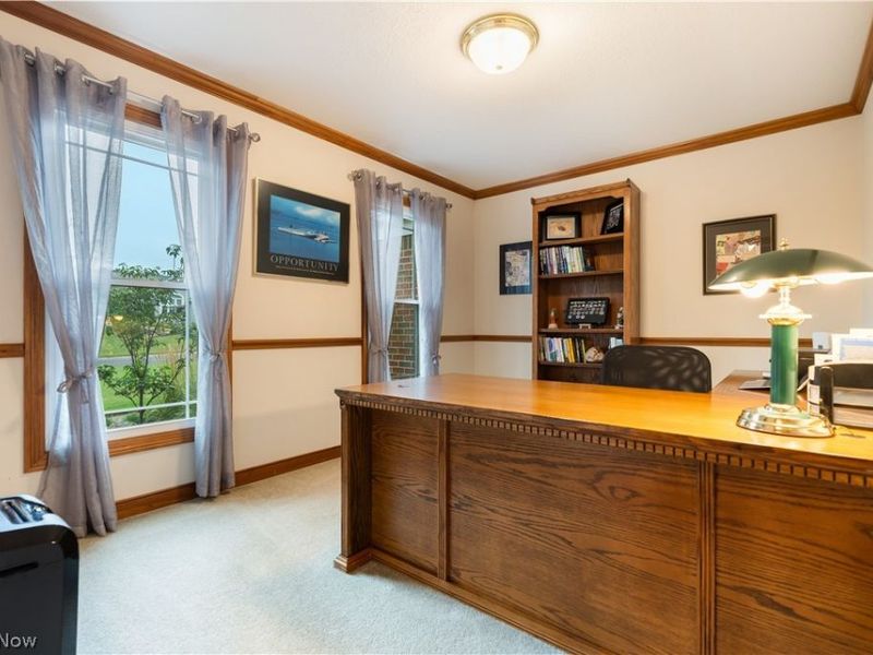 6633 Olde Stone Circle NE, Canton, OH 44721 Photo 32