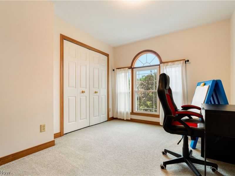 6633 Olde Stone Circle NE, Canton, OH 44721 Photo 33