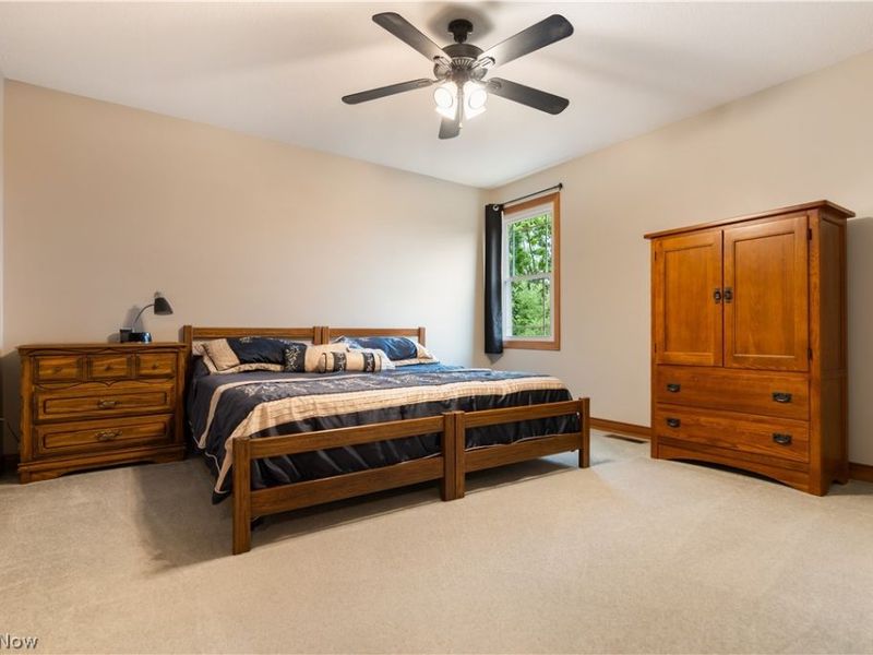6633 Olde Stone Circle NE, Canton, OH 44721 Photo 35