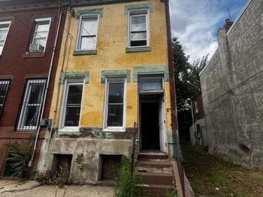 911 W HUNTINGDON STREET, PHILADELPHIA, PA 19133