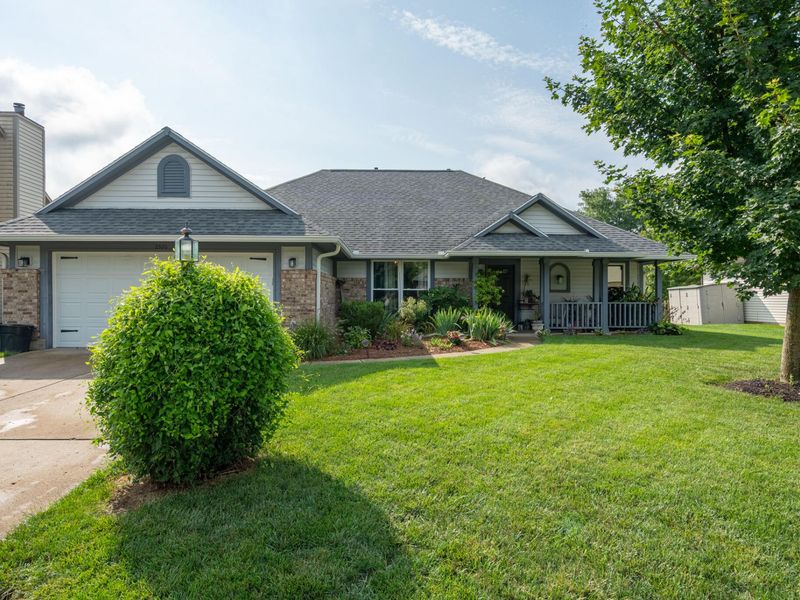 2520 Countryside Drive, Fairborn, OH 45324 Photo 2