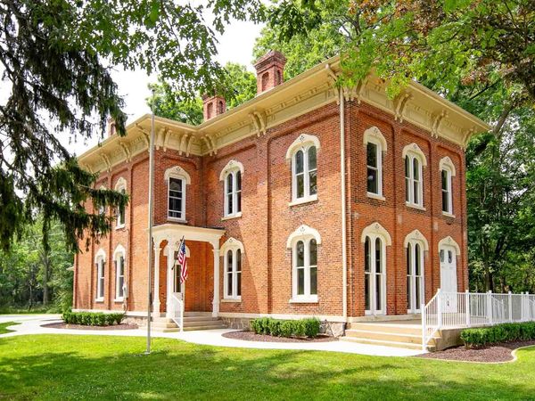 732 W Michigan Street , New Carlisle, IN 46552