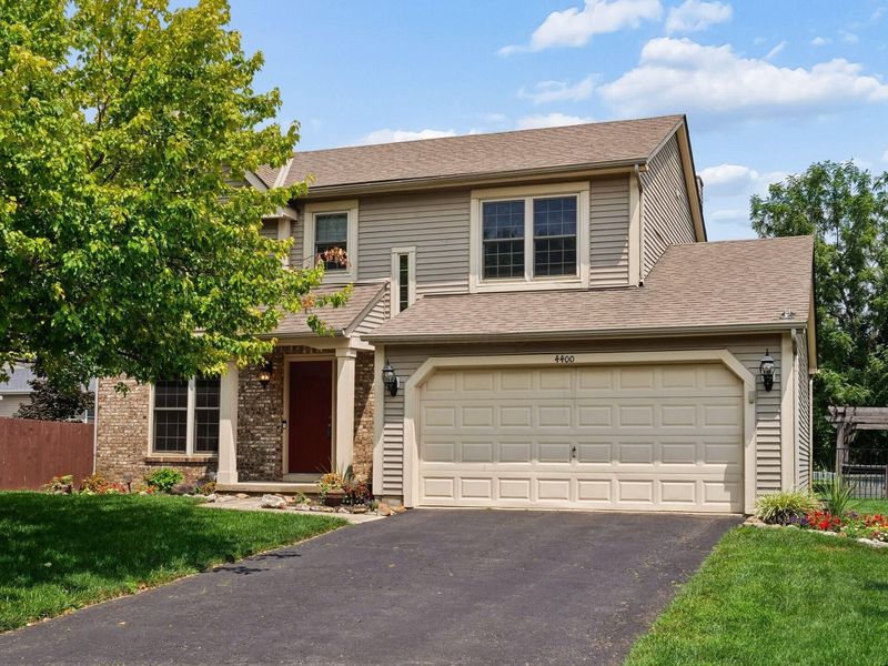 4400 DEVERON Court, Grove City, OH 43123 Photo 3