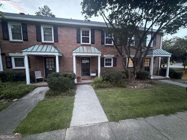 6700 Roswell Road, Unit 33E, Sandy Springs, GA 30328