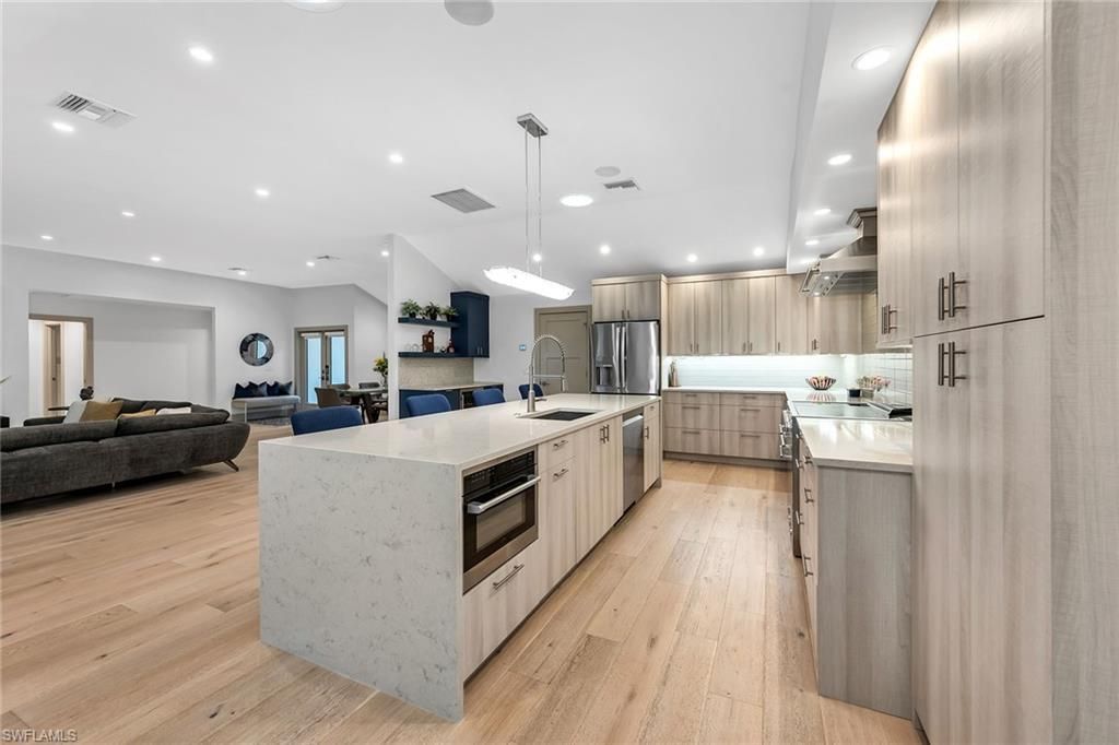 5215 Seashell Ave, Naples, FL 34103 Photo