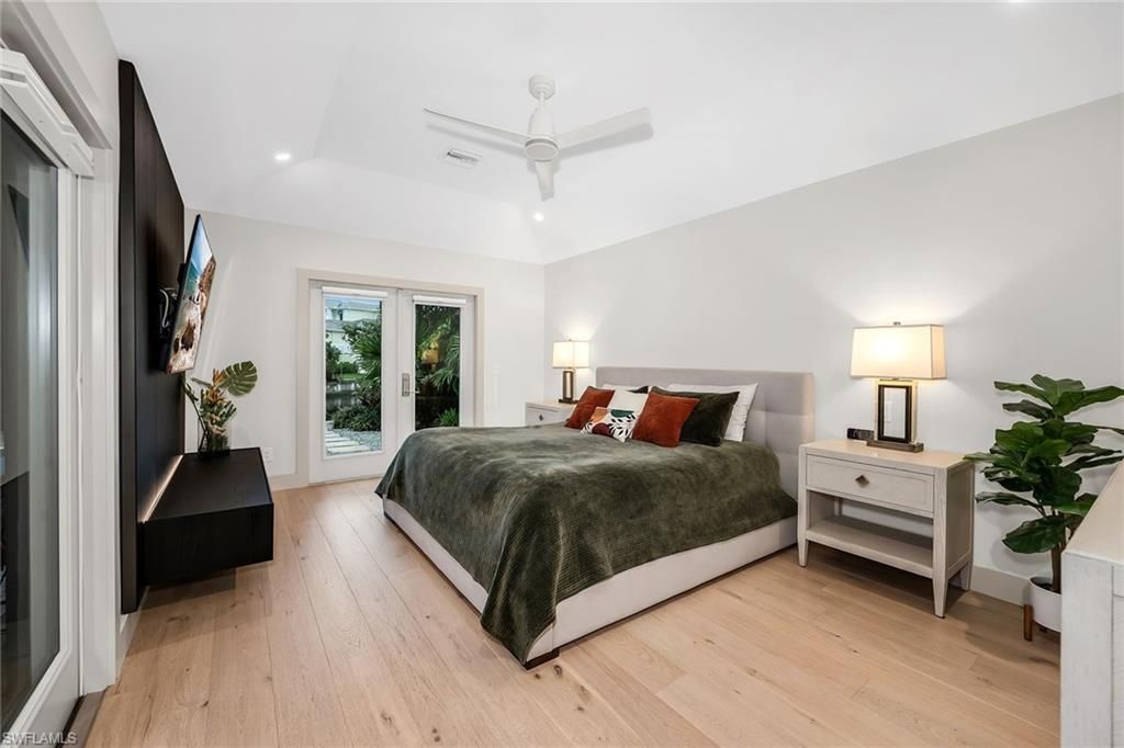 5215 Seashell Ave, Naples, FL 34103 Photo
