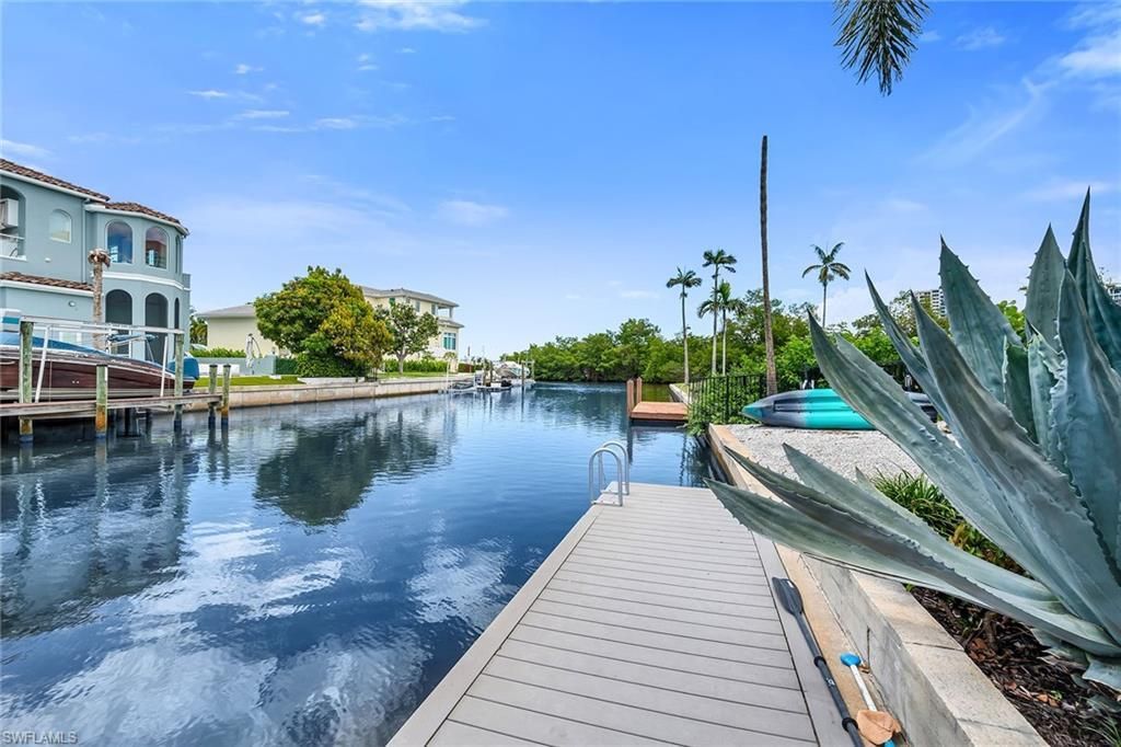 5215 Seashell Ave, Naples, FL 34103 Photo