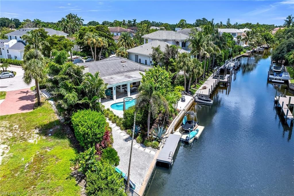 5215 Seashell Ave, Naples, FL 34103 Photo