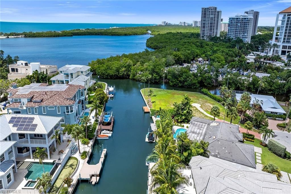5215 Seashell Ave, Naples, FL 34103 Photo