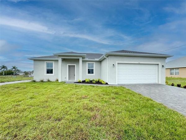 512 NW 25th AVE , CAPE CORAL, FL 33993